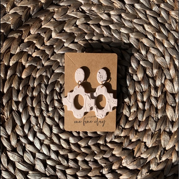 Textured Flower Clay Earrings in Cream - Picture 5 of 8